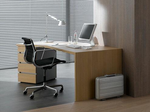 Impression eines Arbeitszimmers im Stil Großraumbüro